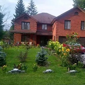 Luxury At Military Trail Homestay Toronto