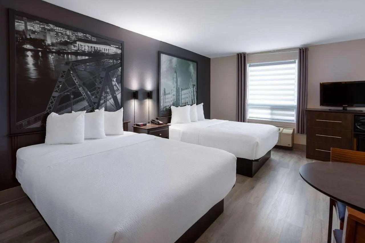 Super 8 By Wyndham Québec Hotel